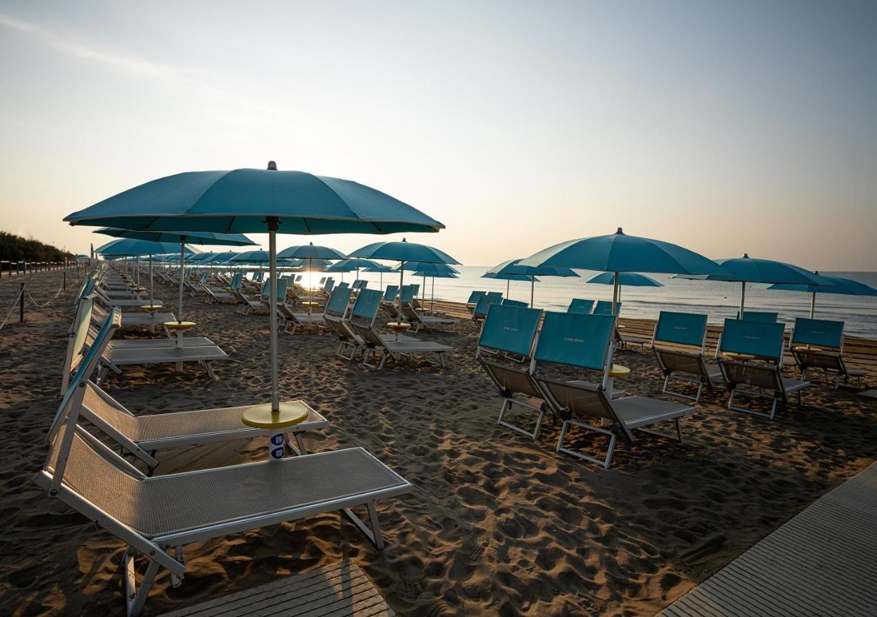 Camping Village Malibu Beach Лідо-ді-Єзоло Екстер'єр фото