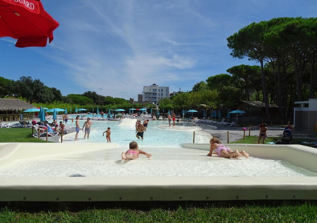 Camping Village Malibu Beach Лідо-ді-Єзоло Екстер'єр фото