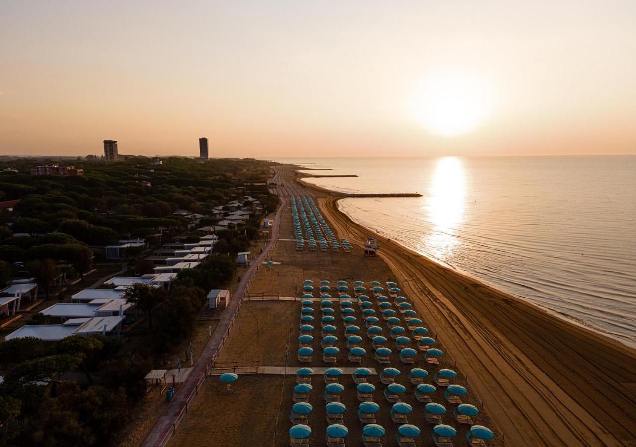 Camping Village Malibu Beach Лідо-ді-Єзоло Екстер'єр фото